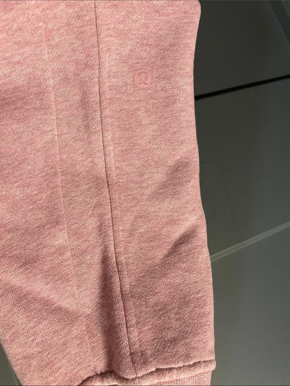 lululemon Scuba HR Mauve Pink Jogger Sweatpants NWT, size 8